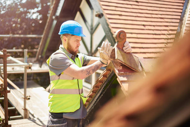 Best Roof Leak Repair  in Loma Ri, CA